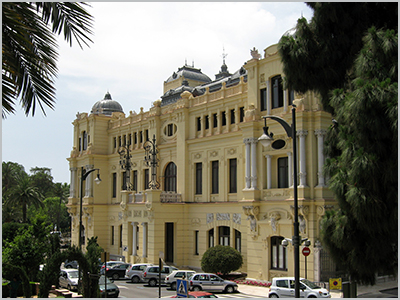 Malaga's town hall - Photo by Olaf Tausch